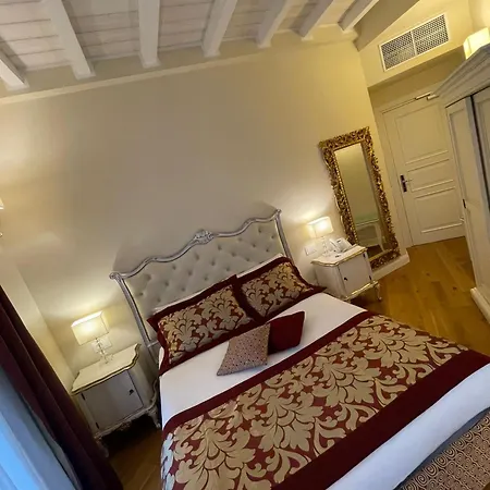 多莫斯卡米勒斯旅馆 4*