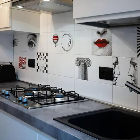 M4 Tolstoj - Vicino Navigli E Duomo Apartamento Milán