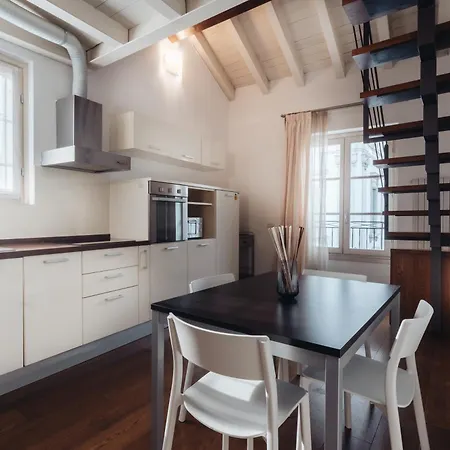 Charming Brera - Madonnina Апартаменты *