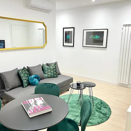 The Boutique - Hebrew Quarter Milano