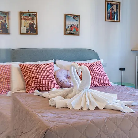 Bandeneresuite Attico Vakantiehuis *