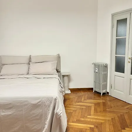 Privatunterkunft Elegante Stanza Matrimoniale *