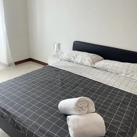 Tina41 Near Station,isola,corso Como,piazza Gae Aulenti *