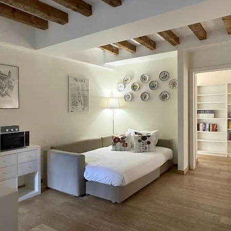 Joivy Cosy Ticinese Retreat 1-bed Flat Near The Duomo *