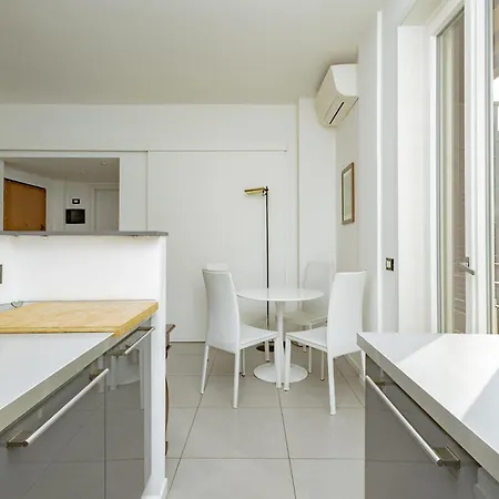 Xenia - Quiet And Cozy Two-room 아파트 *