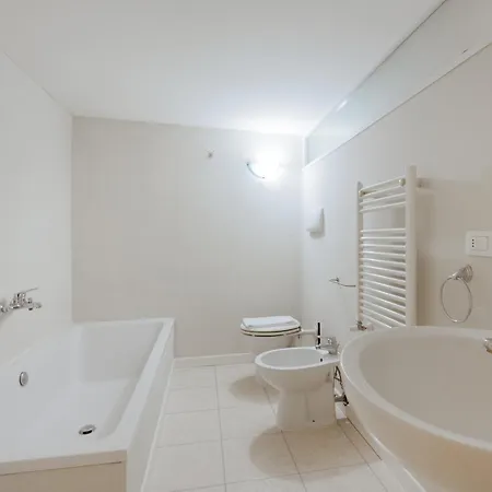 Sant'agostino - Charming Retreat 210m From M2