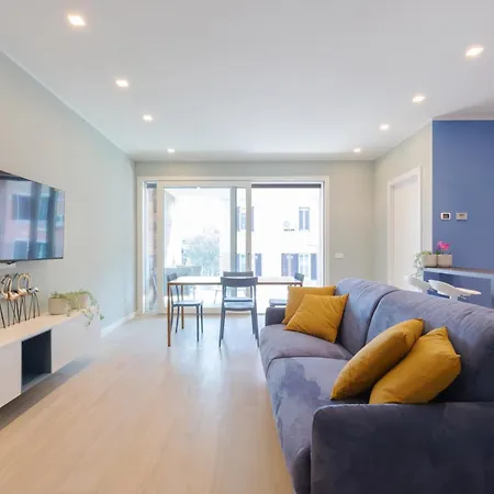 아파트 Exclusive Terrace Garden View - 15 Min From Duomo