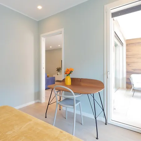 아파트 Exclusive Terrace Garden View - 15 Min From Duomo