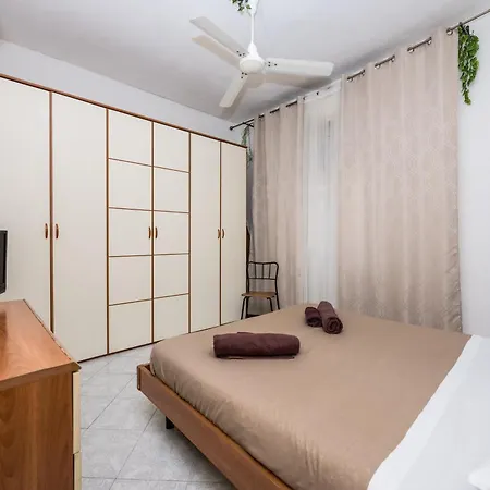 Santa Giulia Forest Design Apartamento Milán