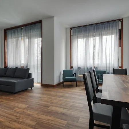 Lägenhet Joivy Chic 3-bed Flat Near Colonne Di San Lorenzo