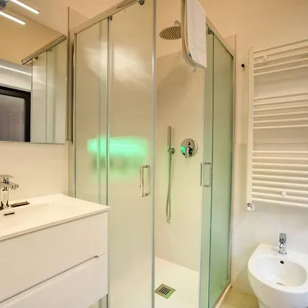 Suzzani 273 - Interno A3 Mediolan