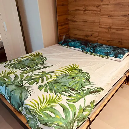 Rainbow Flat- Monolocale Luminoso Apartment *