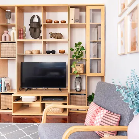 Stylish And Cozy Close To Naviglio *