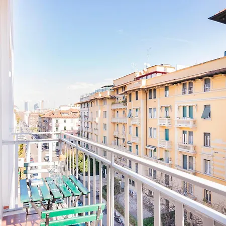 Stylish And Cozy Close To Naviglio *