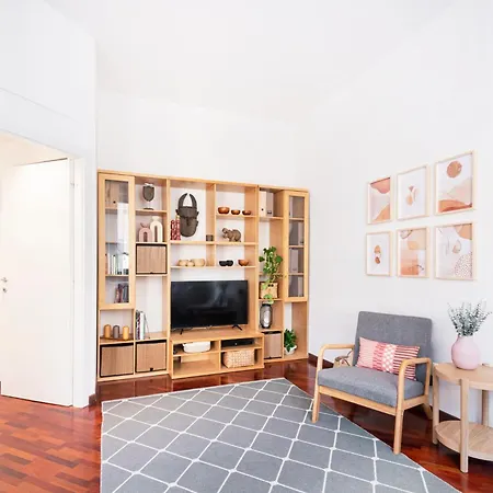 Stylish And Cozy Close To Naviglio