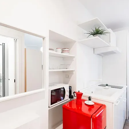 Compact&charming Porta Venezia Milano