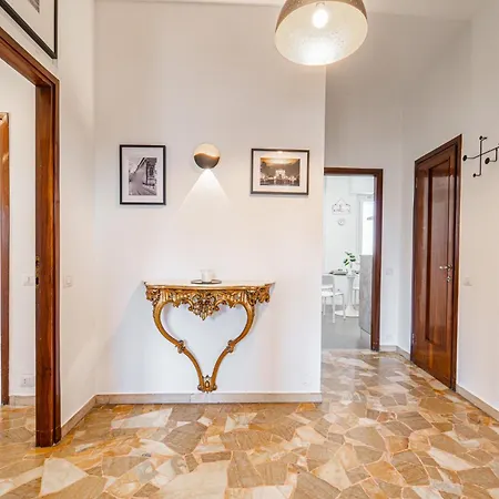 Bandeneresuite Attico *