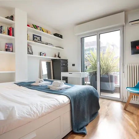 Giresio 41 - Your Penthouse With Rooftop Garden In Navigli - Wifi Apartment