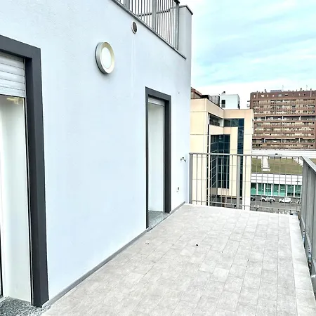 Be-c0 Sempione Luxury Apartmán