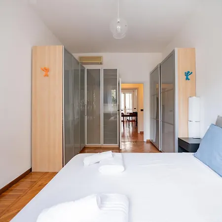 Splendido Citylife Apartment Milan