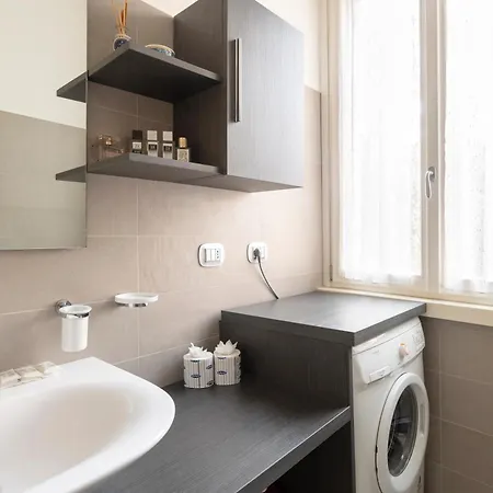 Adorable Centre, 2 Bd, 4 Guests *