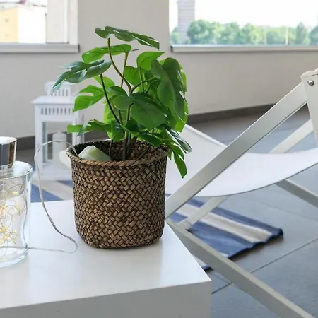 Apartment Lovely Terrace - Porta Romana District *