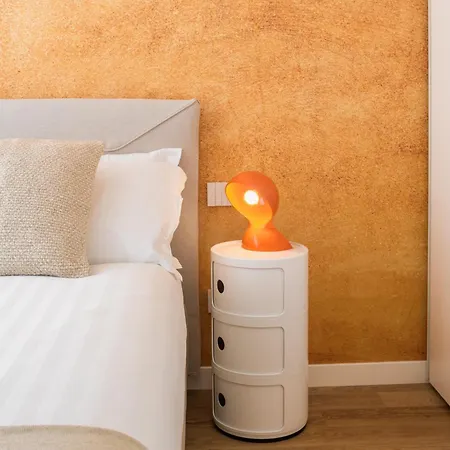 San Babila Design R&r *