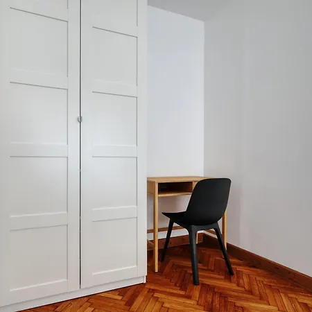 Joivy Chic 3-bed Flat Near Colonne Di San Lorenzo Lägenhet Milano
