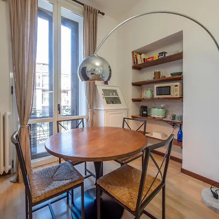 I Host Citta Studi - Ampere * Милан