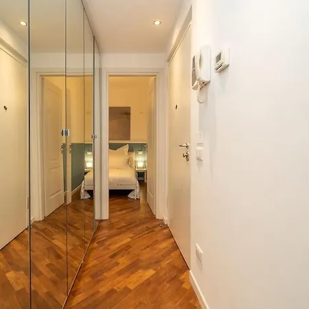 Ma Petite Bleu ميلان