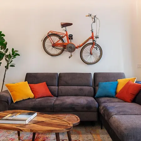 Proudlymi - Nuovo 3 Moscova * Mediolan