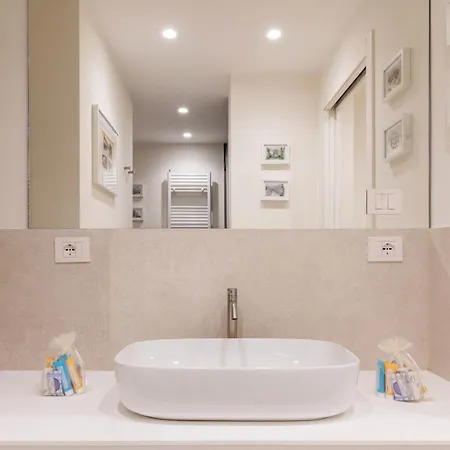 Proudlymi - Nuovo 3 Moscova Mediolan