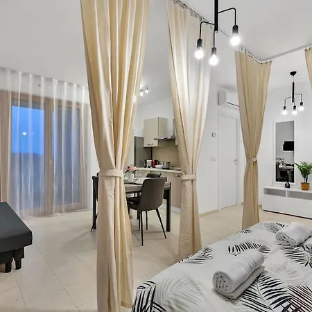 Lägenhet Private Parking-terrace10 Min To Linate Airport Milano