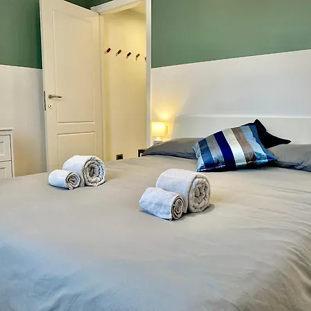 Alla Moda Milano Porta Romana M3 Lodi Tibb Self-Check-In * Milán