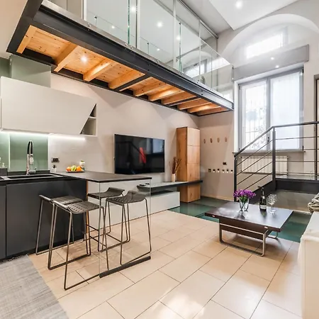 The Skyline Loft - Bosco Verticale Area *