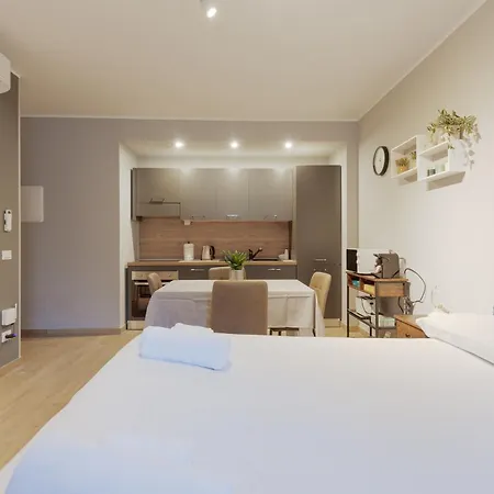 Appartamento Guesthost - Affori M3 Modern And Cozy