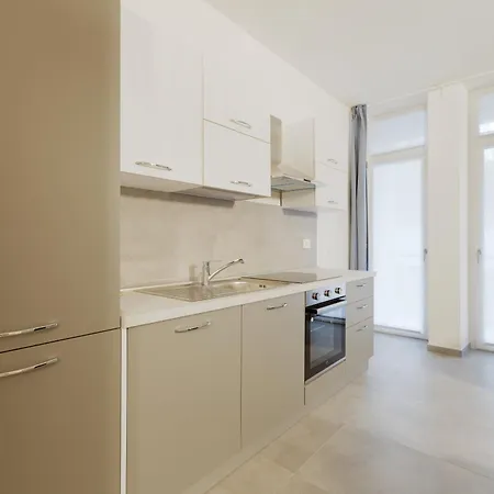 Guesthost - Spacious - 1,4km From Corso Buenos Aires Milan