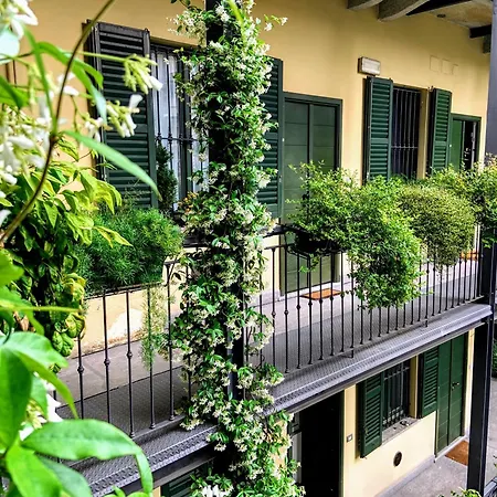 Charming Park - Center - For 5 Guests - Brand New Bathroom Apartamento *
