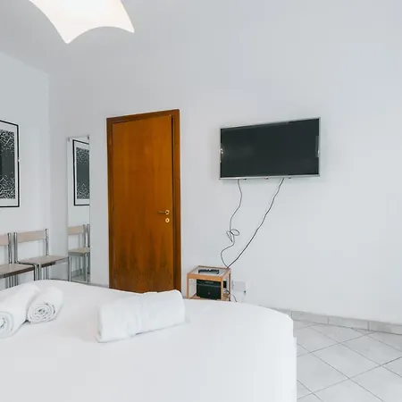 Appartement [ihost Apartment] - De Andreis 11 Milaan