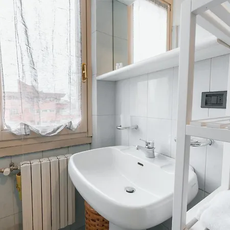 [ihost Apartment] - De Andreis 11 *