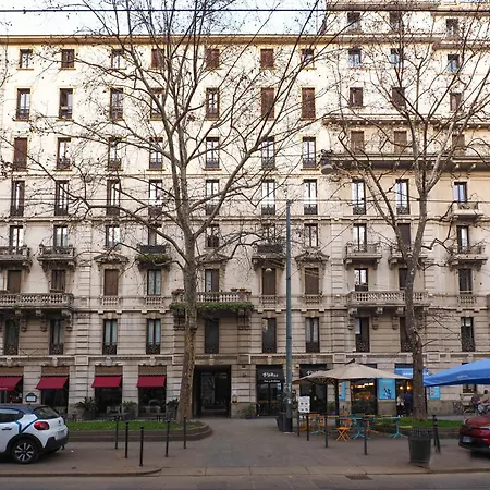 Contempora - Bilocale Sempione 12 Milan