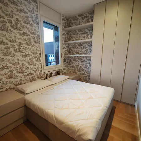 Ottoboni 2a Luxury Penthouse 公寓