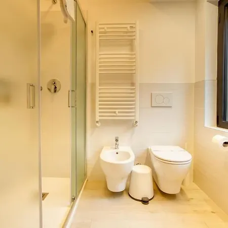 Apartament Suzzani 273 - Interno A3 *