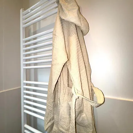 Rainbow Flat- Monolocale Luminoso