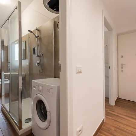 Guest Planet - Bicocca * ميلان