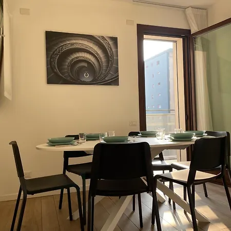 아파트 Hospitami - 15 Min Duomo 밀라노