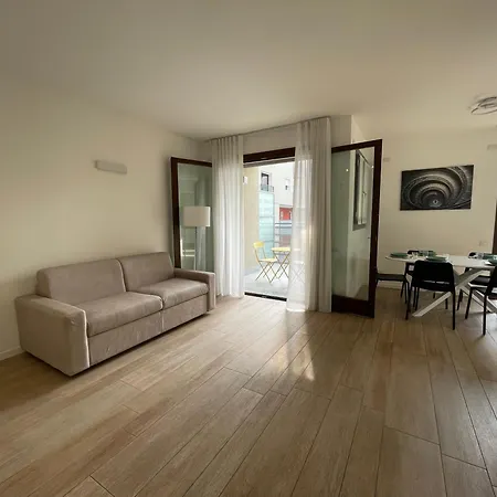 Hospitami - 15 Min Duomo Apartment Milan