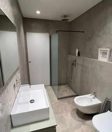 Daire Duca Dei Navigli - Luxury In