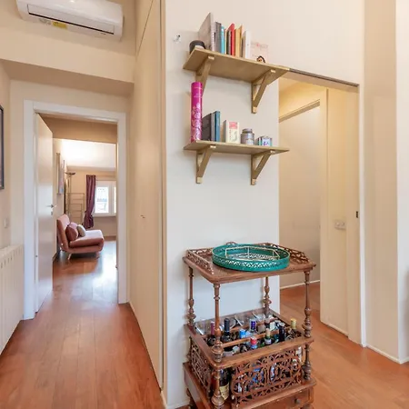 Pontaccio, 4 - Vivere In Brera, Con Ampio Terrazzo