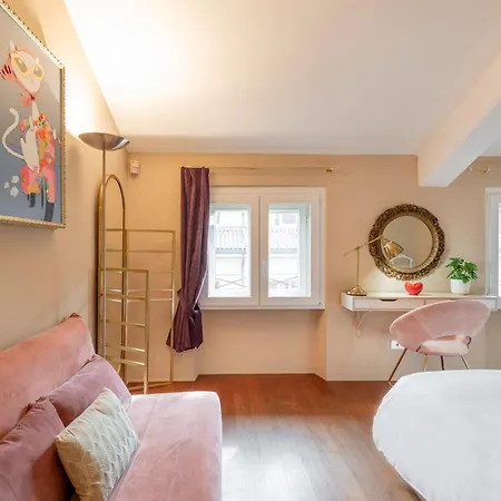 Pontaccio, 4 - Vivere In Brera, Quartiere Bohemien Di شقة